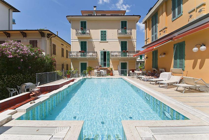 Hotel Maestoso Montecatini-Terme Esterno foto