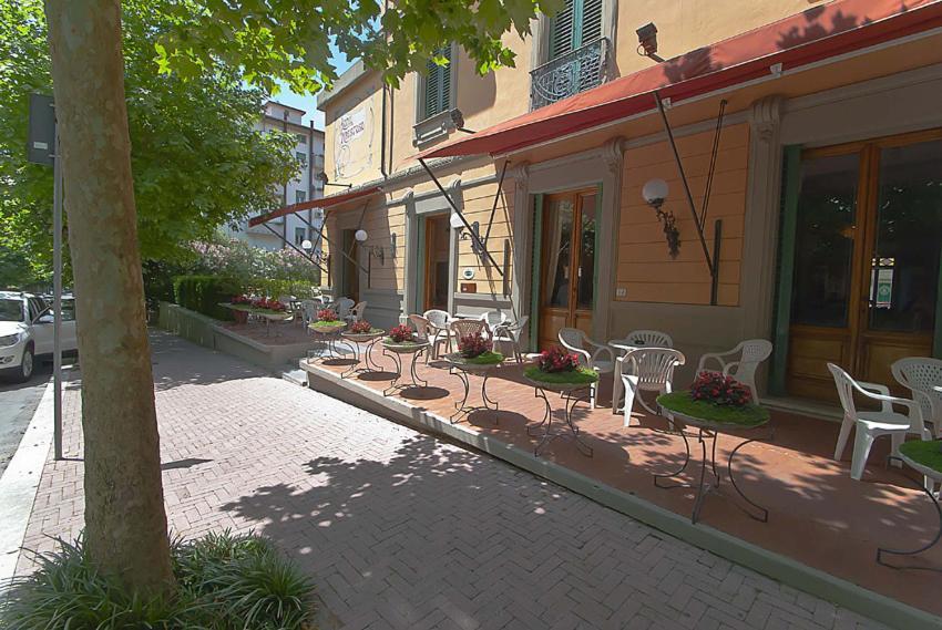 Hotel Maestoso Montecatini-Terme Esterno foto